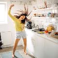 NEAT_KitchenDancing